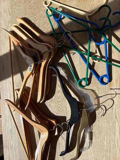 hangers - FREE