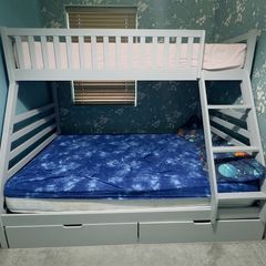 Triple Bunk bed with mattress