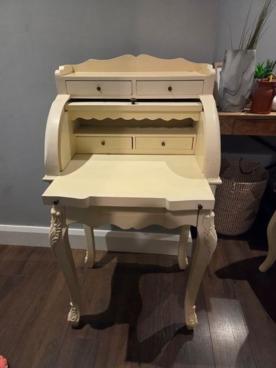 Cream writing desk and chair