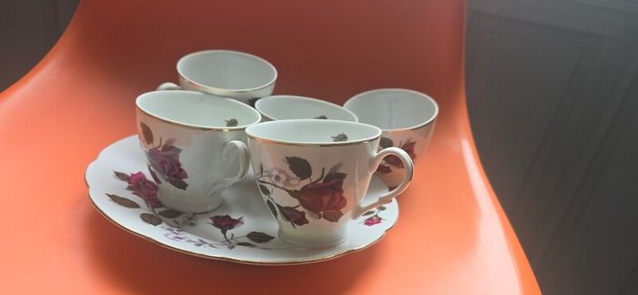 18 Piece Incomplete Cmielow porcelain Teaset made in Poland Vintage 50s 60s Old Rose Design Teaset HTF