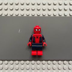 lego super heroes sh0420 Spider-Man minifigure- Black Web Pattern, Red Torso Small Vest, Red Boots