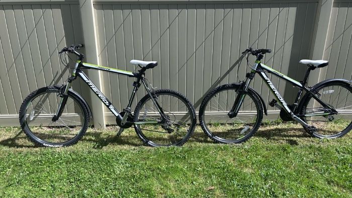 1 x Gents 1 x Ladies Merida Matts 10 Mountain bikes