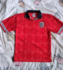England football Score draw 1990 away shirt