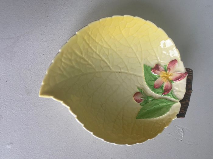 Vintage Carlton ware trinket dish