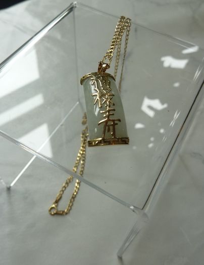 9ct Gold and Jade Pendant Necklace, Chinese Character Design, Italian 375 Chain
