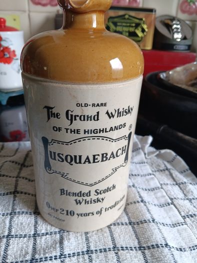 Vintage whiskey flaggon