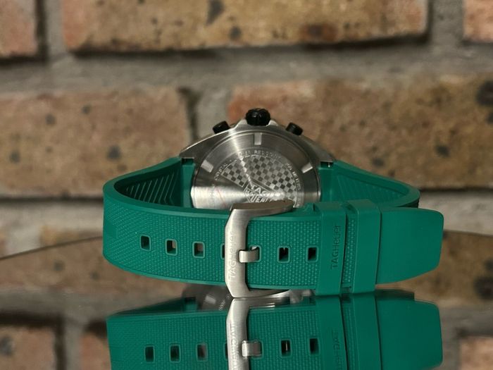 TAG Heuer Formula 1 Chronograph - Mens Wristwatch