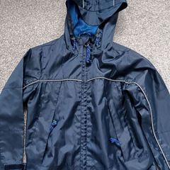 NEW.boy's rain light jacket. Age 4/5