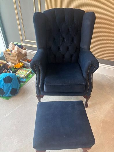 Queen Anne armchair