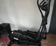 Reebok elliptical jet 300 cross trainer