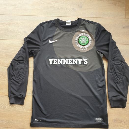 Celtic 125th Anniversary goalkeeper away shirt
