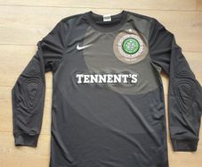 Celtic 125th Anniversary goalkeeper away shirt