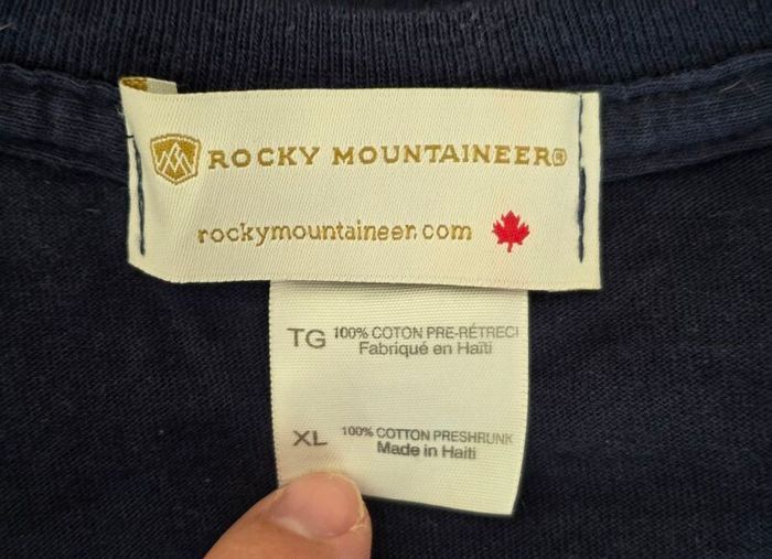 Rocky Mountaineer Rockies Men's Train T-Shirt Size XL