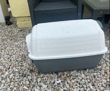 small dog house