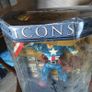 Marvel Icons Figures from 2005 Captain America and WOlverine Image 2