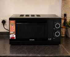 Dimplex 20L 800W Microwave Good Condition