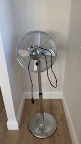 Standing Floor Fan, Metal