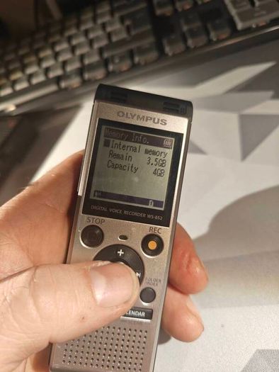 Olympus WS-852