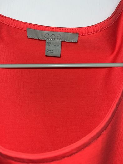 Cos summer dress, short sleeves, swing design, patch pockets at front. Amazing colour