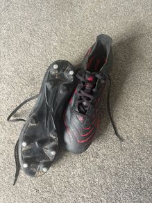 Predator football boots