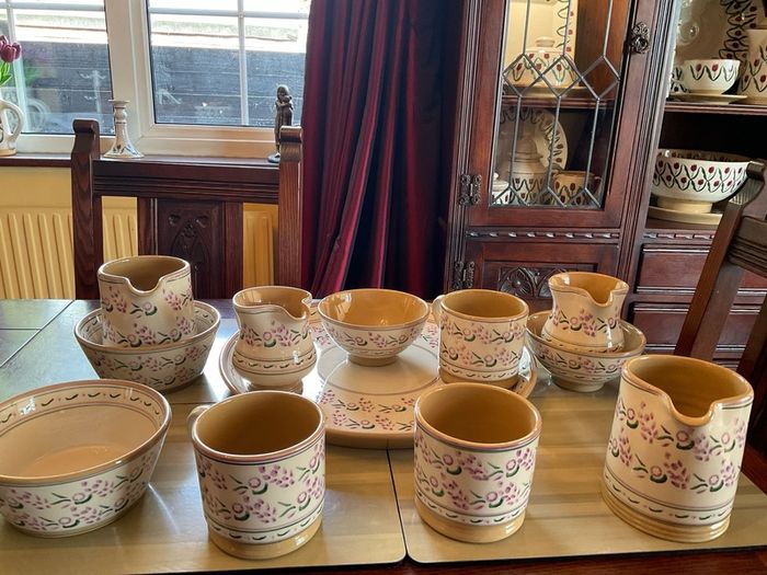 Nicholas Mosse lavender  from USA . New and unused .pricing the platter for this ad . Selling individually
