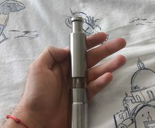 Stainless Steel One-Hand Pepper / Salt Grinder Mill