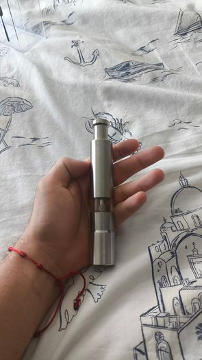 Stainless Steel One-Hand Pepper / Salt Grinder Mill