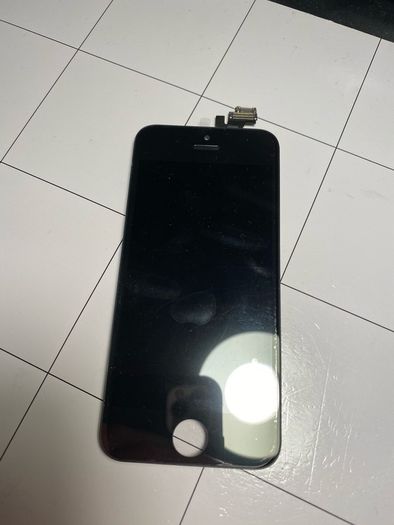 iPhone 5 black replacement screen