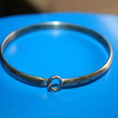 Pretty Silver Plated Bangle (diameter 6cm)