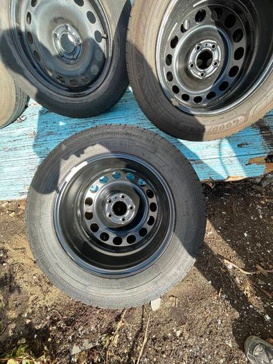 Steel Wheels Premium Van Tyres 215 65 R16 C 5x108)  Will Sell Separately