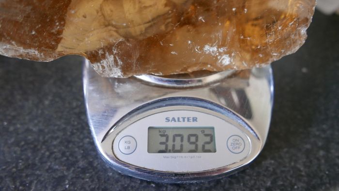 Natural Golden Andara Crystal 5,103 kg