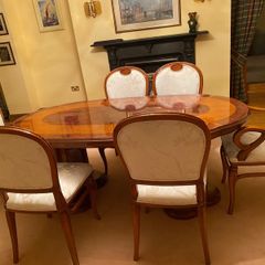 Beautiful Italian Dining Table and 6 Chairs