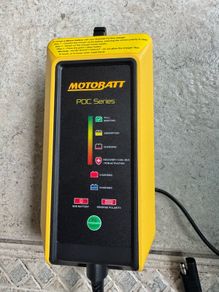 Motobatt charger