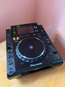 Pioneer CDJ 2000 w/ Decksaver