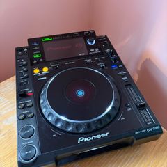 Pioneer CDJ 2000 w/ Decksaver