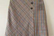 Check skirt size 10 New with tags