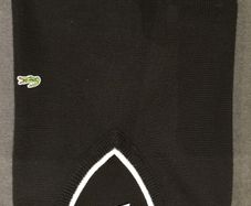 Lacoste knitwear size Large for men.