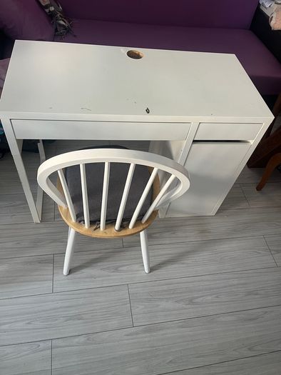 desk