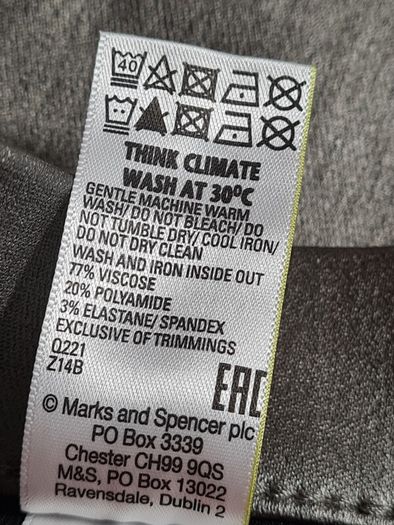 Womens Marks and Spencer jeggings silver leather look Size UK 18  EU 46  BRAND NEW BNWT