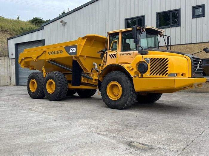 2007 Volvo A25D 6x6 dumper, tailgate,