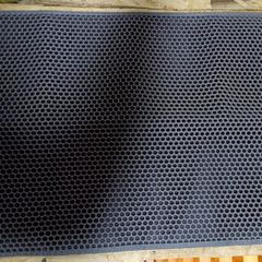 Large cat litter mat with handles