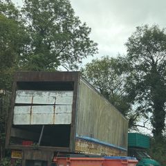 Free 2x 40' containers on wheels