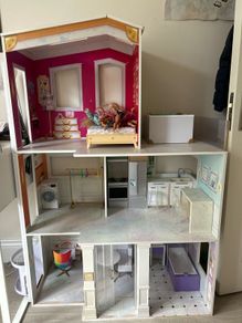 Barbie house