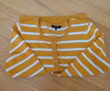Miso Ladies Cardigan Size Small (10-12)