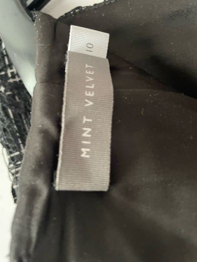 Mint velvet skirt
