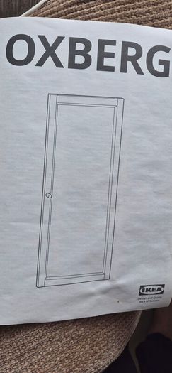 Ikea Billy/ Oxberg 2 door bookcase