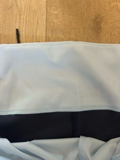 Arcteryx Norvan Short 5 M - BNWT (Alphine / Blk Sapphire)