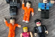Roblox Figures