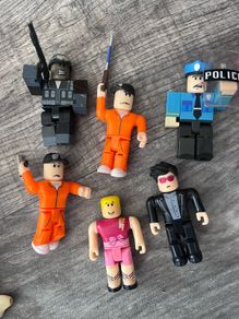 Roblox Figures