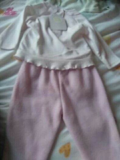 BNWT 3-6MTHS Dizzy Daisy  Pyjamas